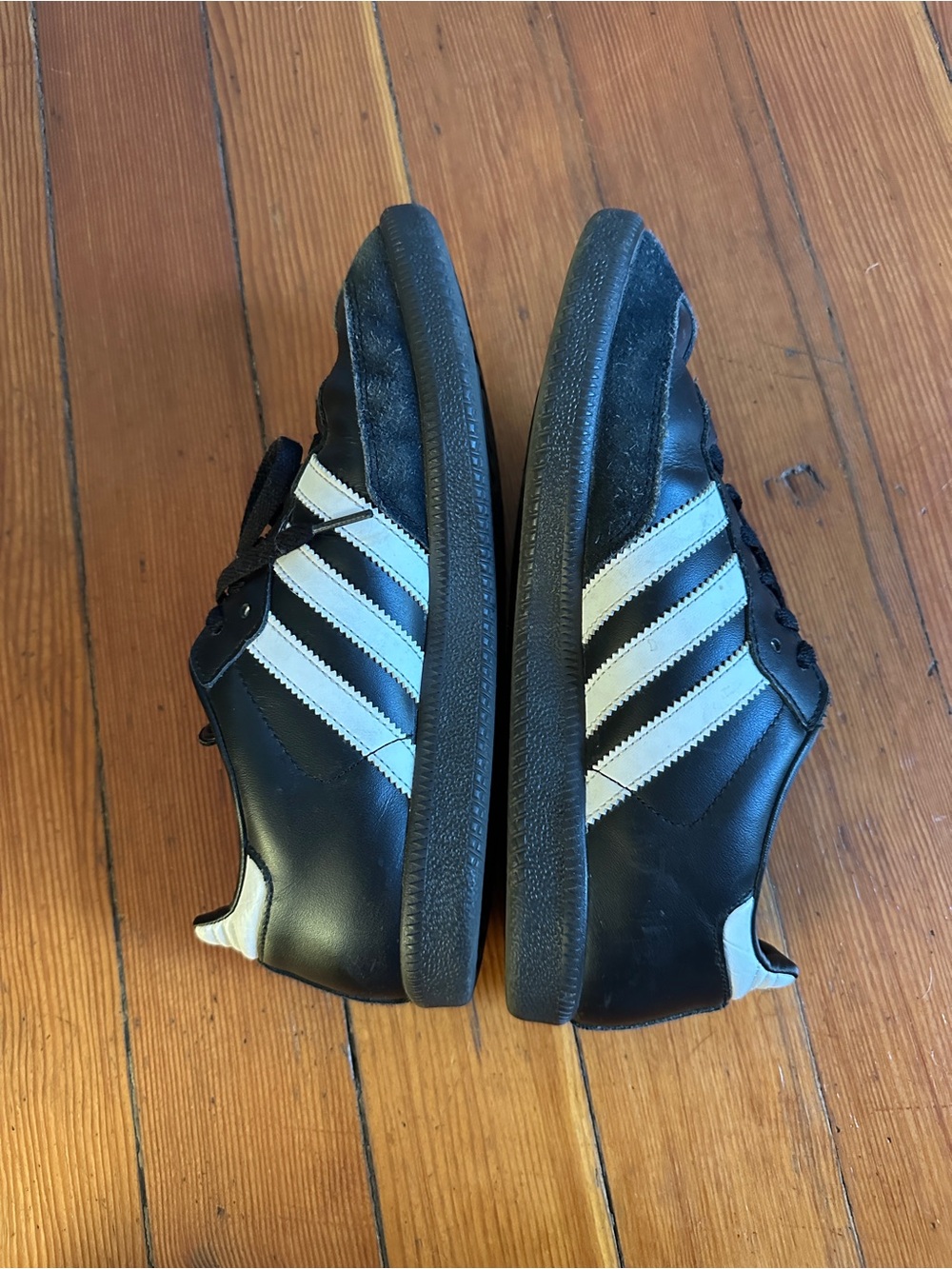 Adidas Men’s Sneaker with White Stripes Sambas
